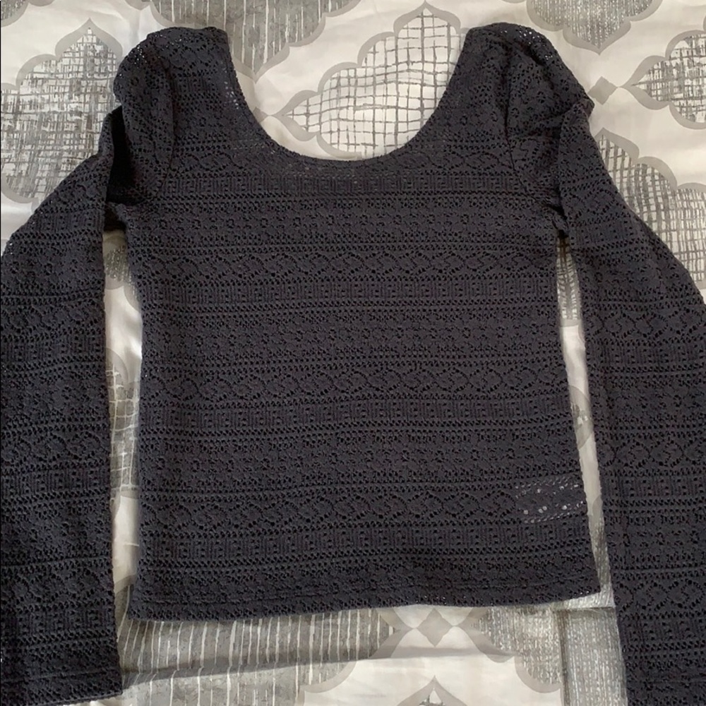 American Eagle long sleeve Sweater. Size Medium